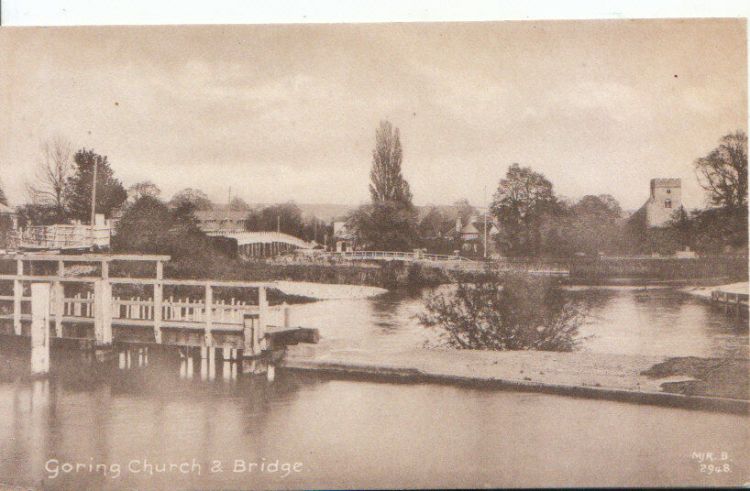 Oxfordshire-Postcard-Goring-Church-Bridge.jpg