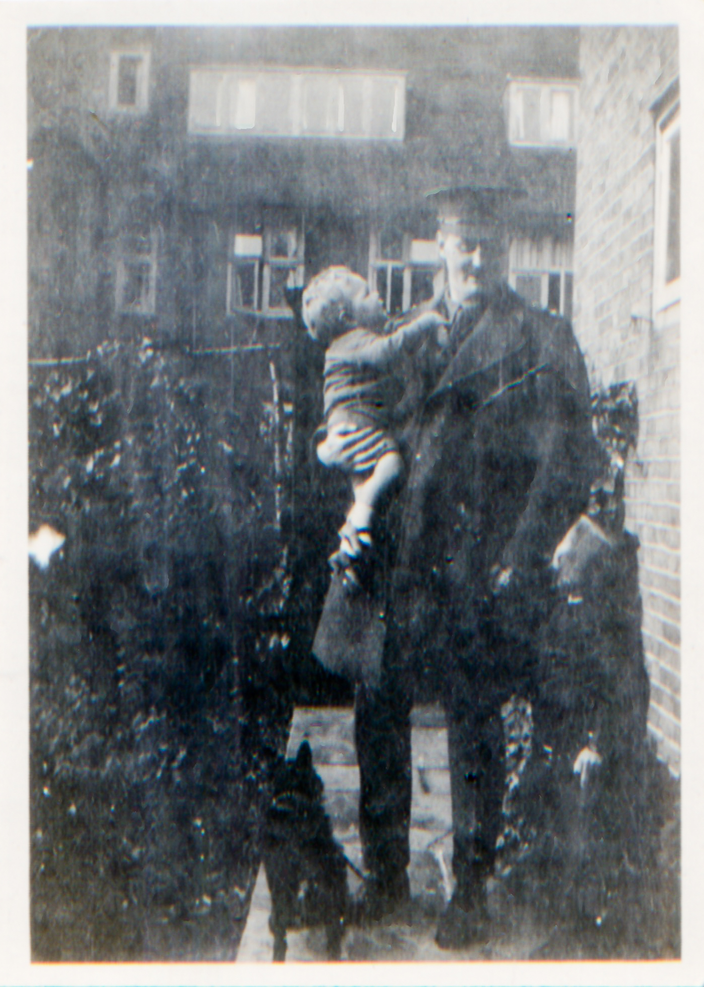 Dennis, Philip and Eva