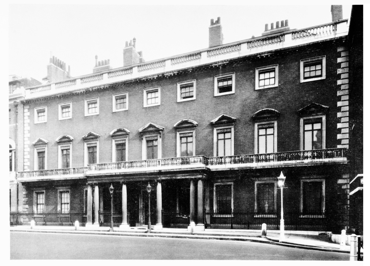NorfolkHouse_StJames'sSquare_1932